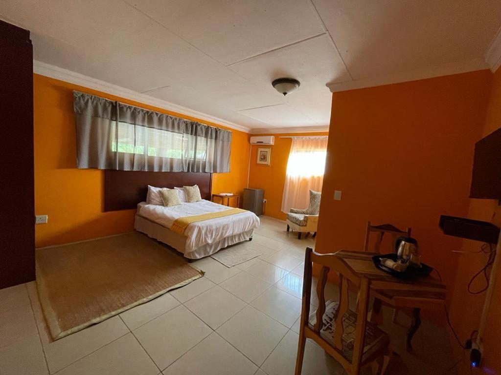 Khutsong Guests House Hotel Burgersfort Zewnętrze zdjęcie